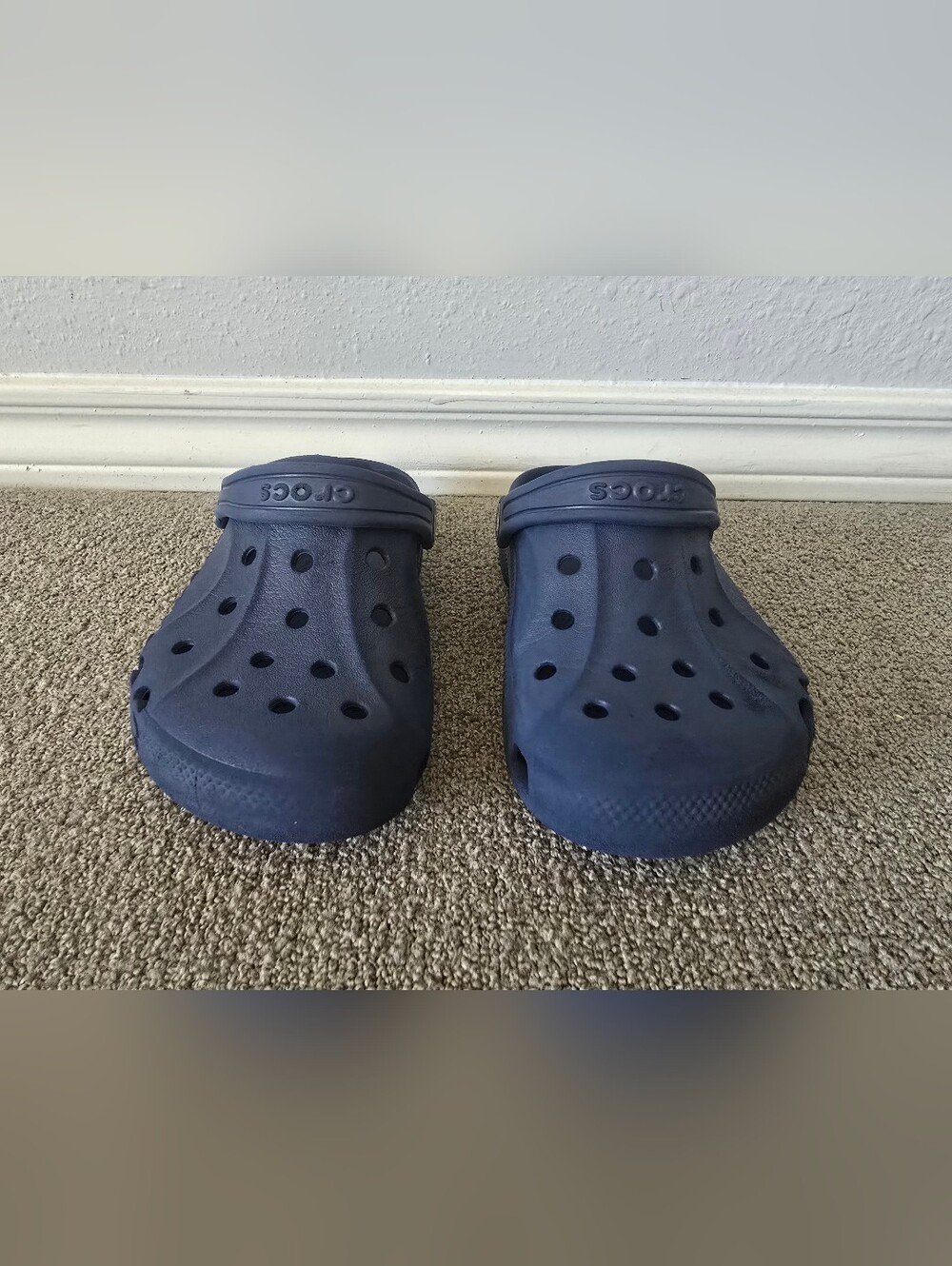 Crocs Classic Clogs Kids Navy Blue Size J1 Youth Unisex Slip On Shoes